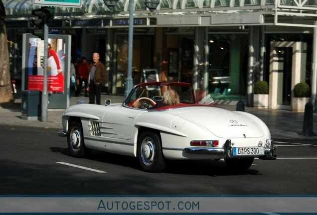 Mercedes-Benz 300SL Roadster