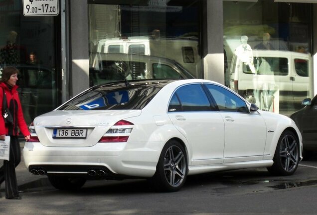 Mercedes-Benz S 63 AMG W221