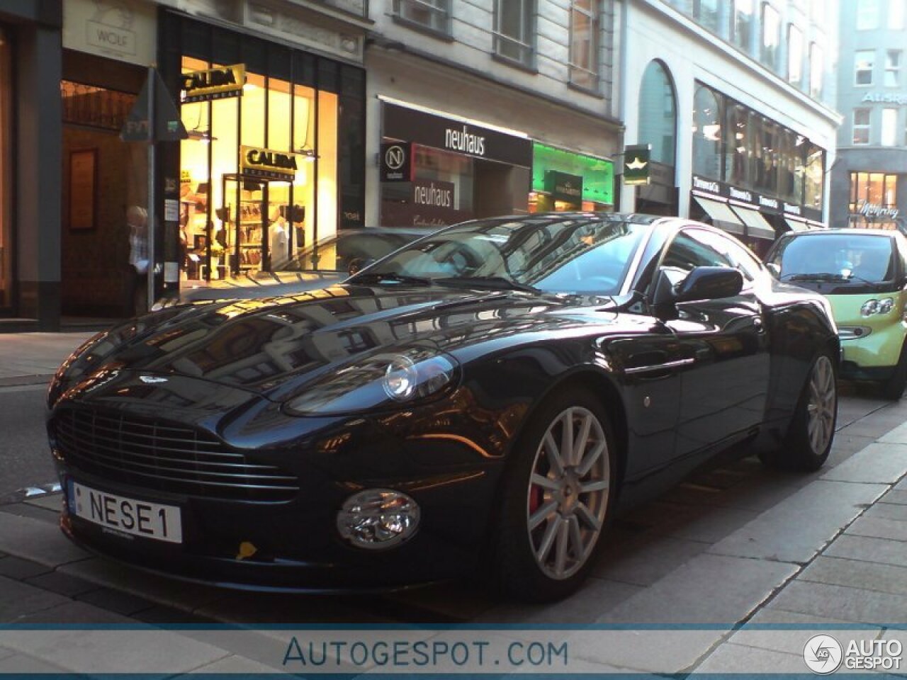 Aston Martin Vanquish S