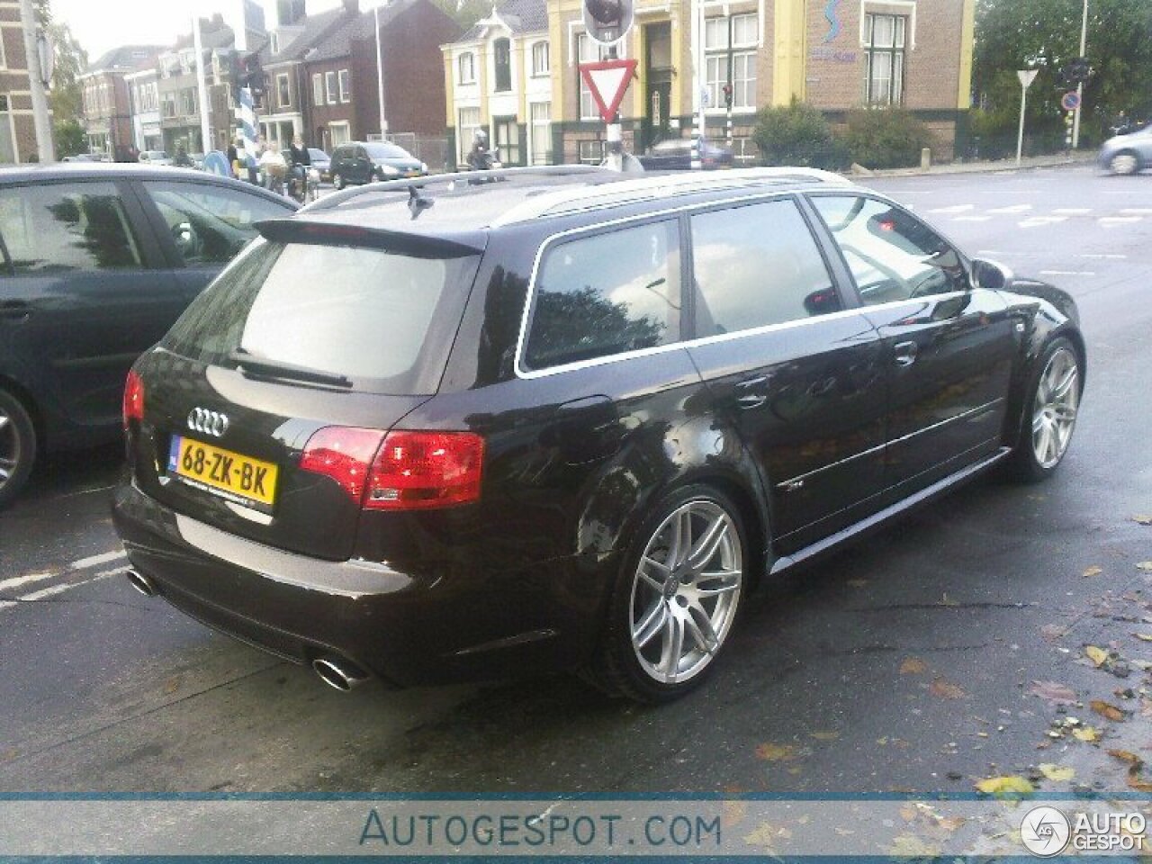 Audi RS4 Avant B7