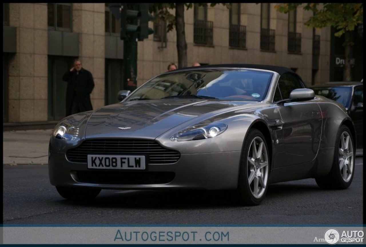 Aston Martin V8 Vantage Roadster