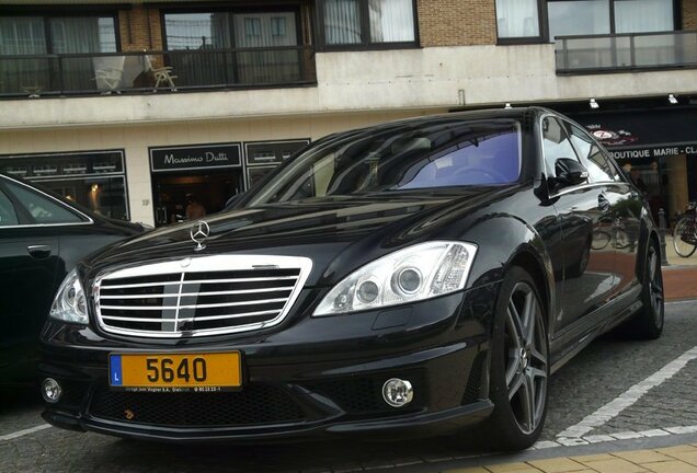 Mercedes-Benz S 63 AMG W221