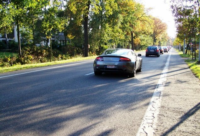 Aston Martin V8 Vantage