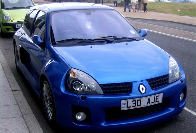 Renault Clio V6 Phase II