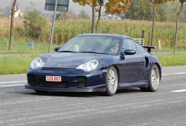 Porsche 996 GT2