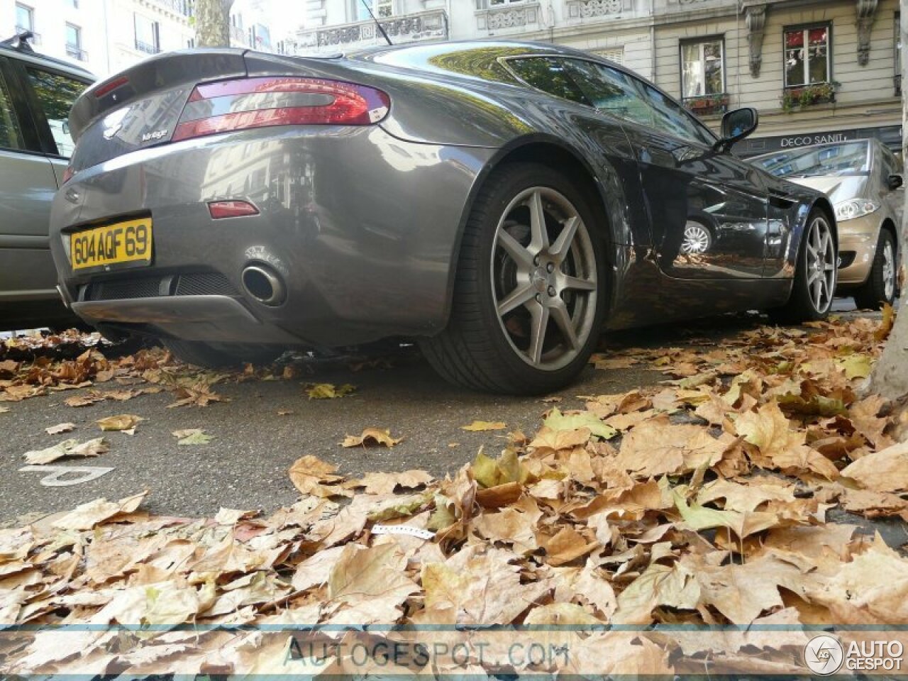 Aston Martin V8 Vantage