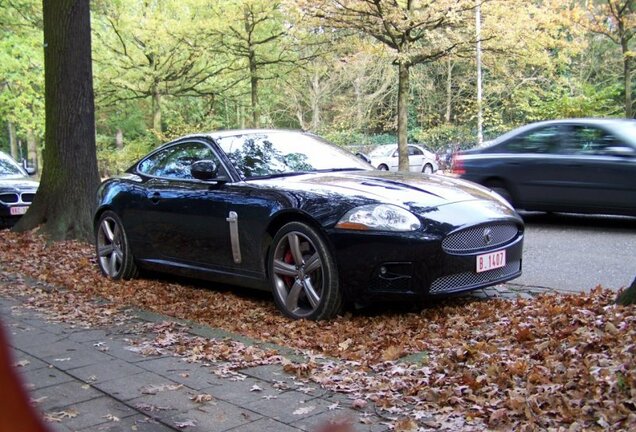 Jaguar XKR Portfolio