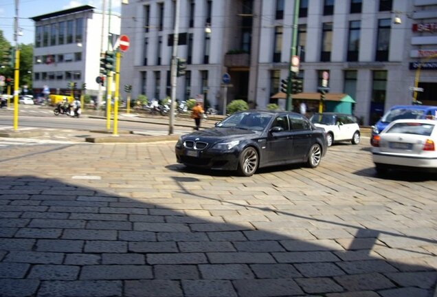 BMW M5 E60 2005