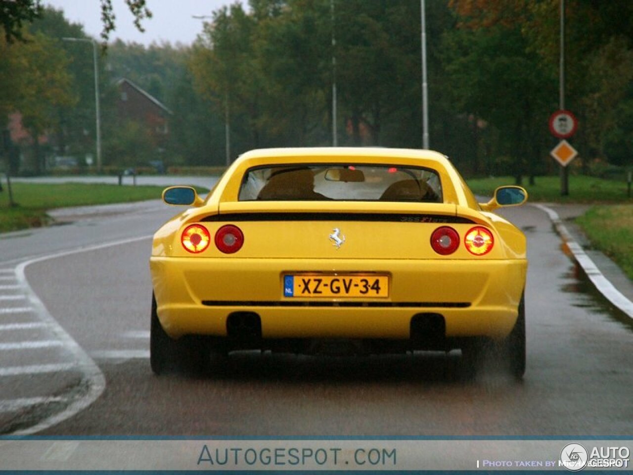 Ferrari F355 GTS