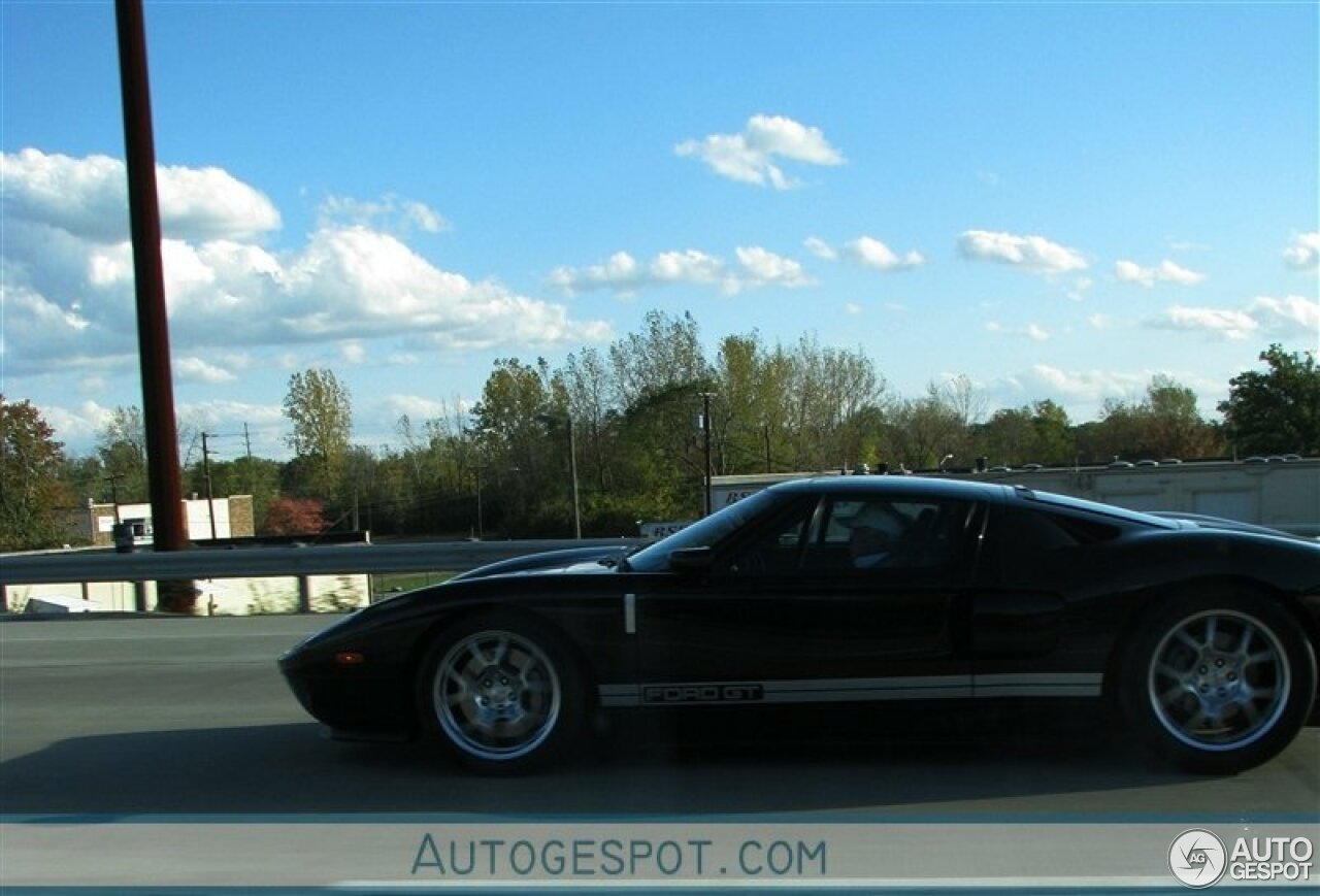 Ford GT