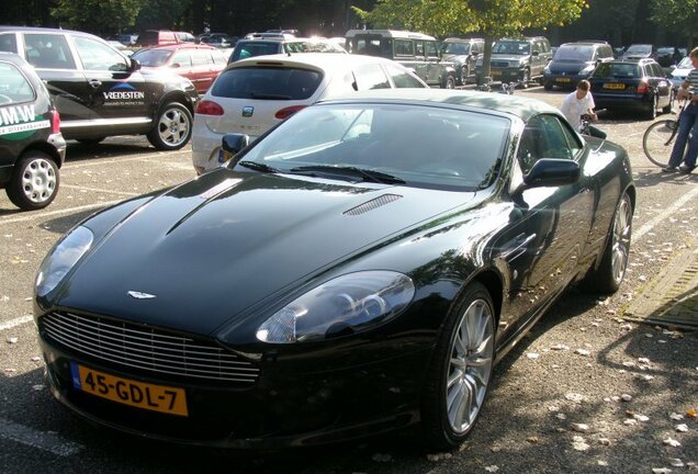 Aston Martin DB9 Volante