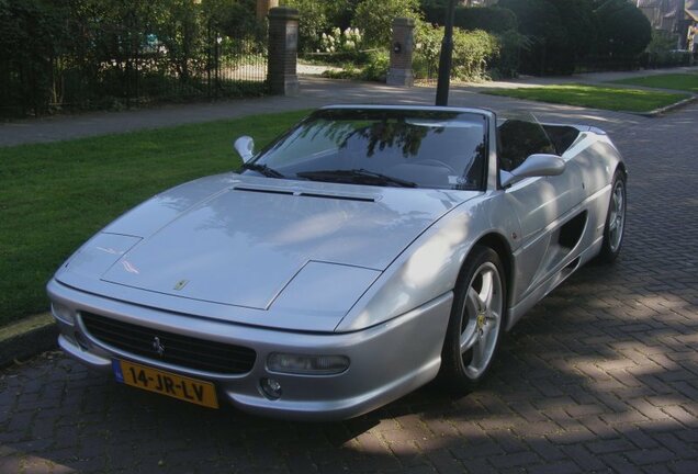 Ferrari F355 Spider