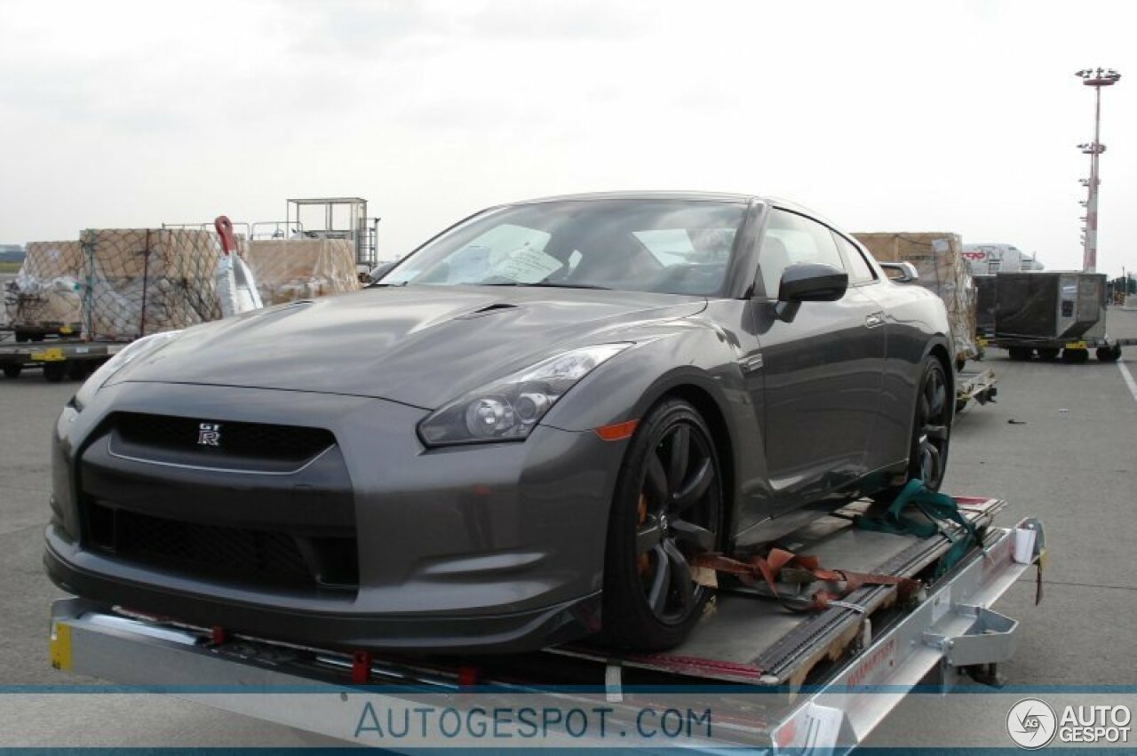 Nissan GT-R