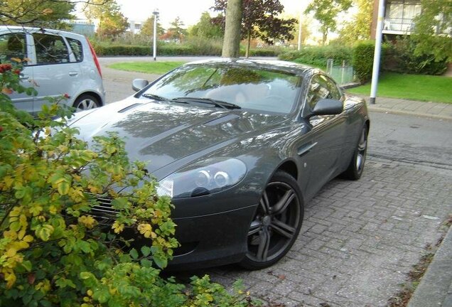 Aston Martin DB9