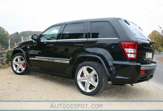 Jeep Grand Cherokee SRT-8 2005