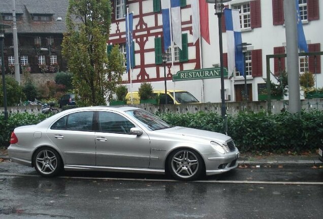 Mercedes-Benz E 55 AMG