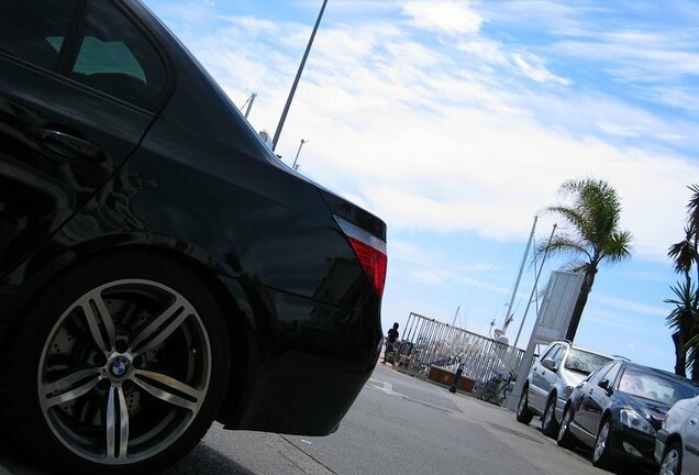 BMW M5 E60 2005