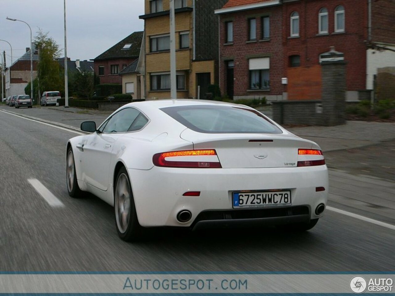 Aston Martin V8 Vantage