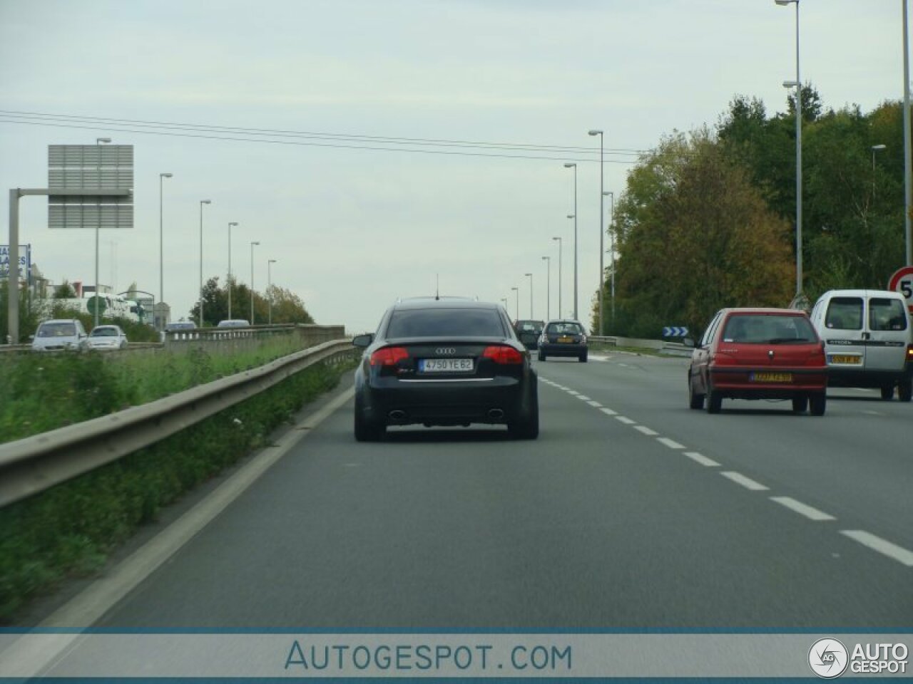 Audi RS4 Sedan