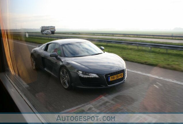 Audi R8