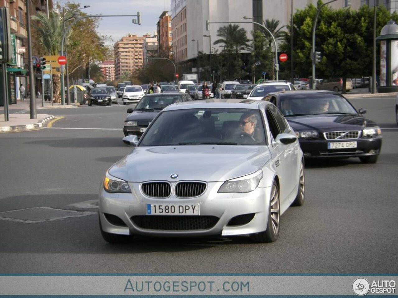 BMW M5 E60 2005