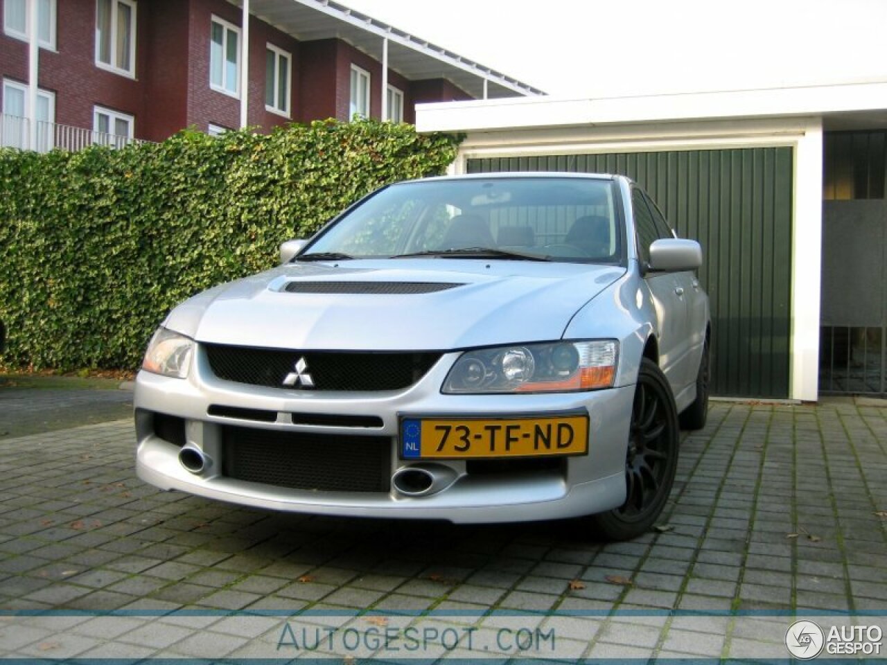 Mitsubishi Lancer Evolution IX