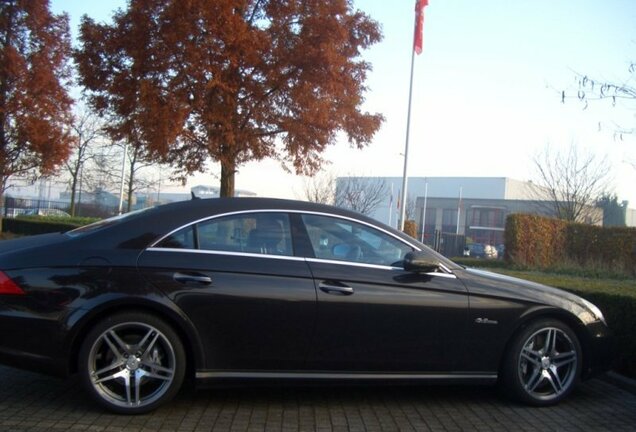 Mercedes-Benz CLS 63 AMG C219 2008