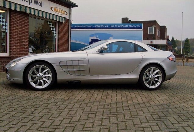 Mercedes-Benz SLR McLaren