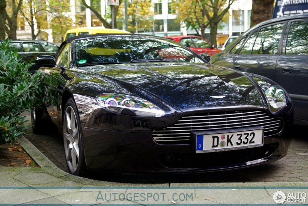 Aston Martin V8 Vantage Roadster