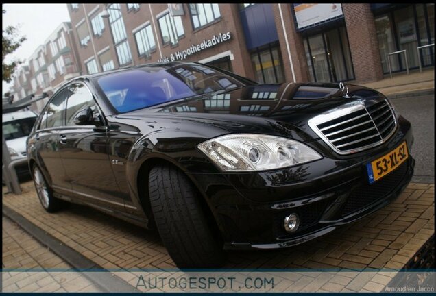 Mercedes-Benz S 63 AMG W221