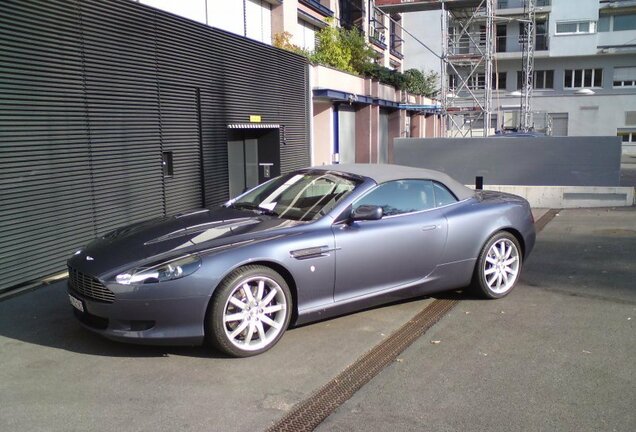 Aston Martin DB9 Volante