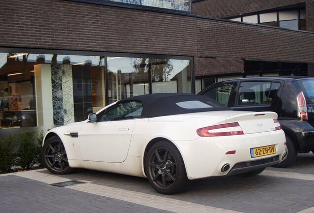 Aston Martin V8 Vantage Roadster