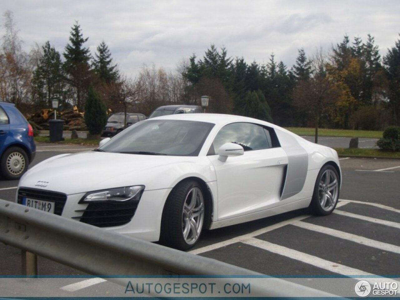 Audi R8