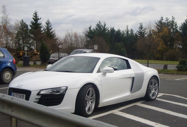 Audi R8