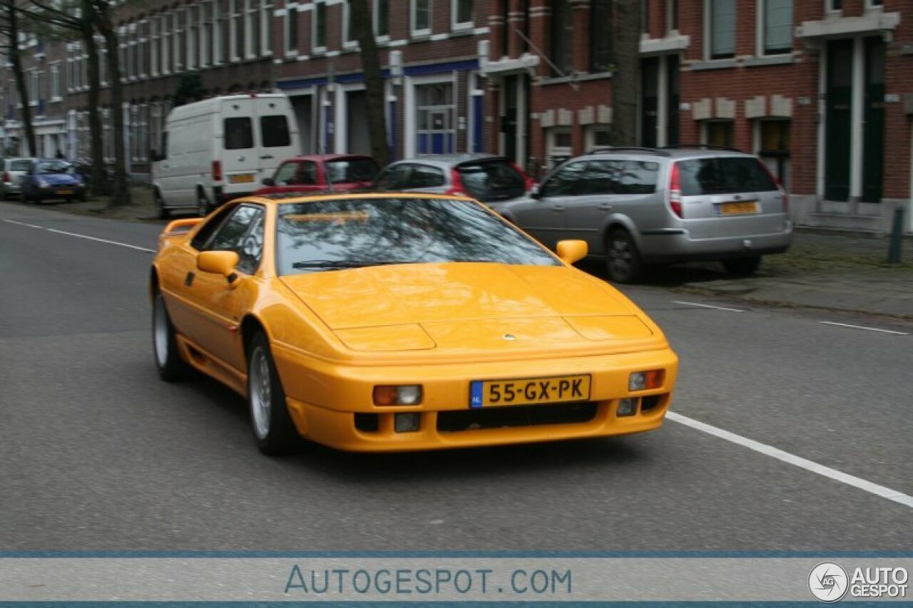 Lotus Esprit Turbo SE