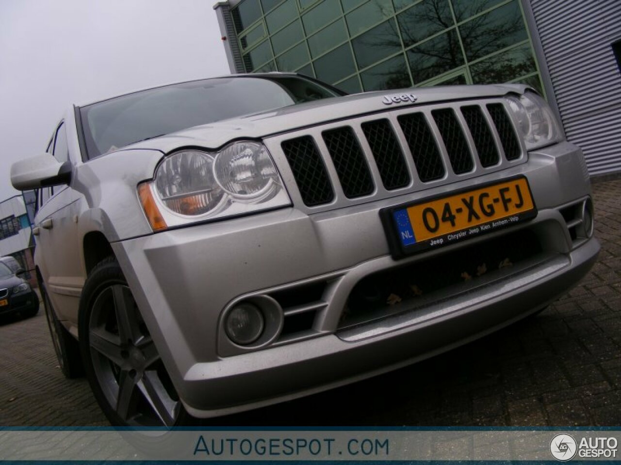 Jeep Grand Cherokee SRT-8 2005