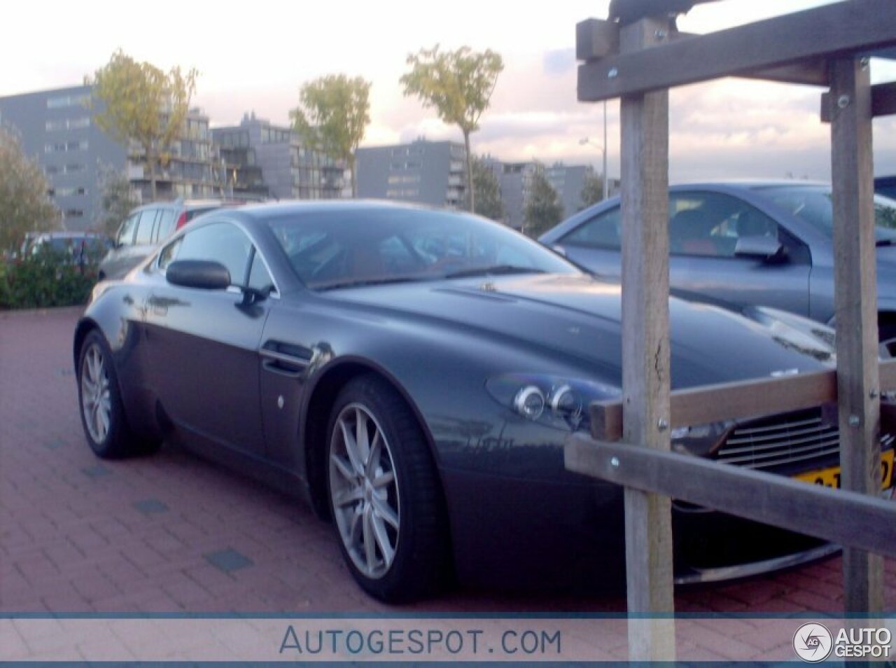 Aston Martin V8 Vantage