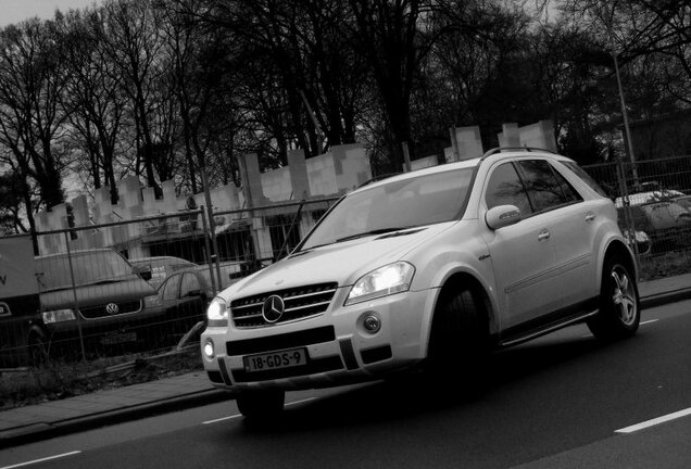 Mercedes-Benz ML 63 AMG W164