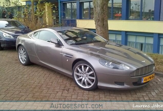 Aston Martin DB9