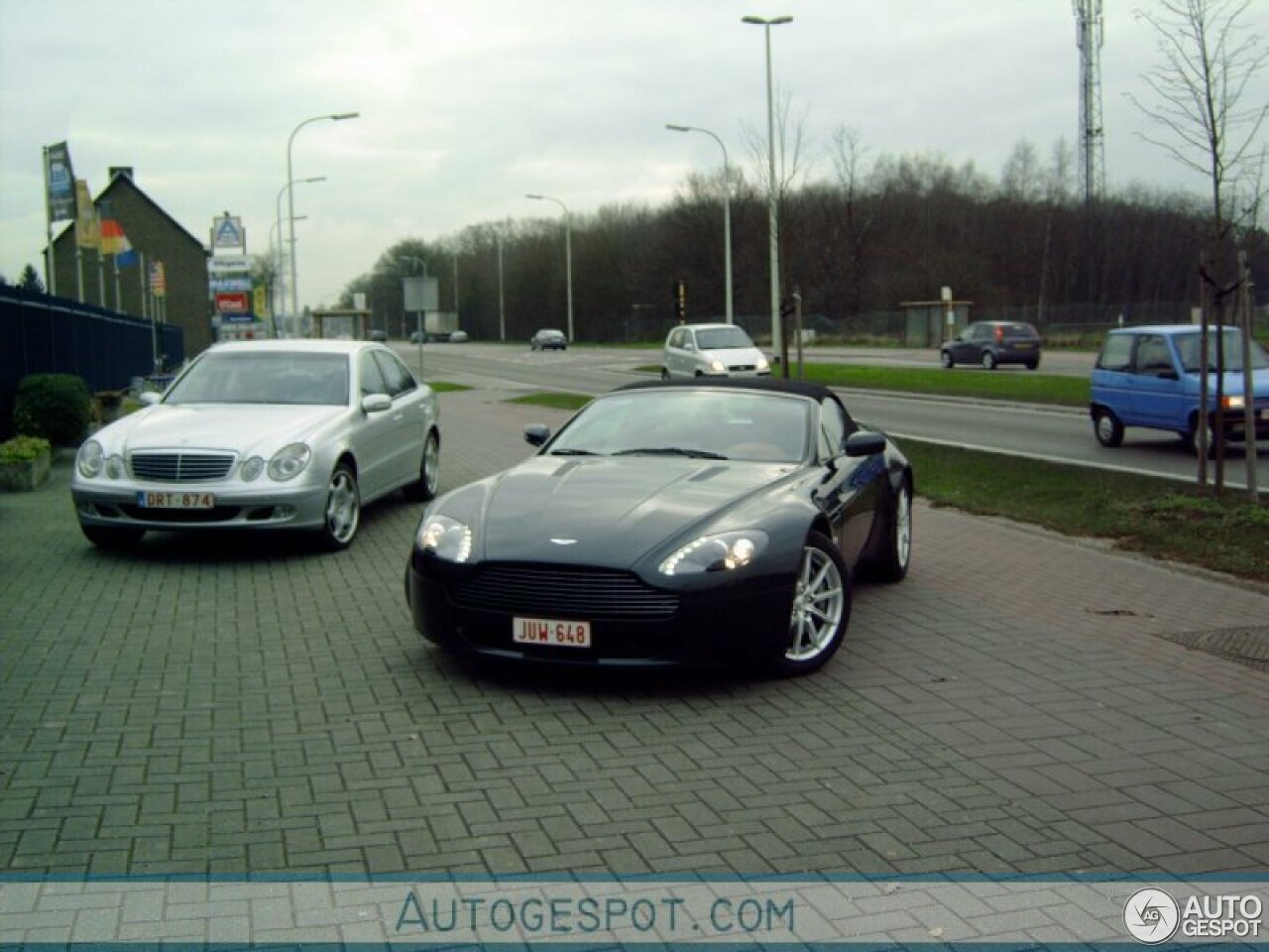 Aston Martin V8 Vantage Roadster