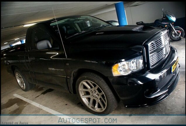 Dodge RAM SRT-10