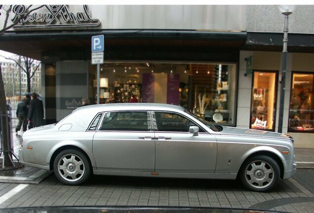 Rolls-Royce Phantom EWB