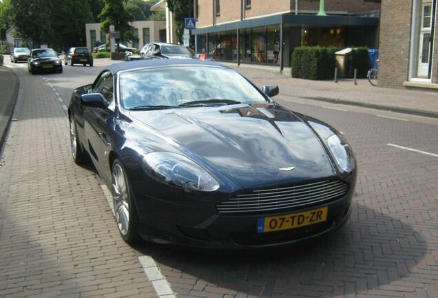 Aston Martin DB9 Volante