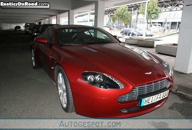 Aston Martin V8 Vantage