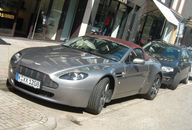 Aston Martin V8 Vantage Roadster