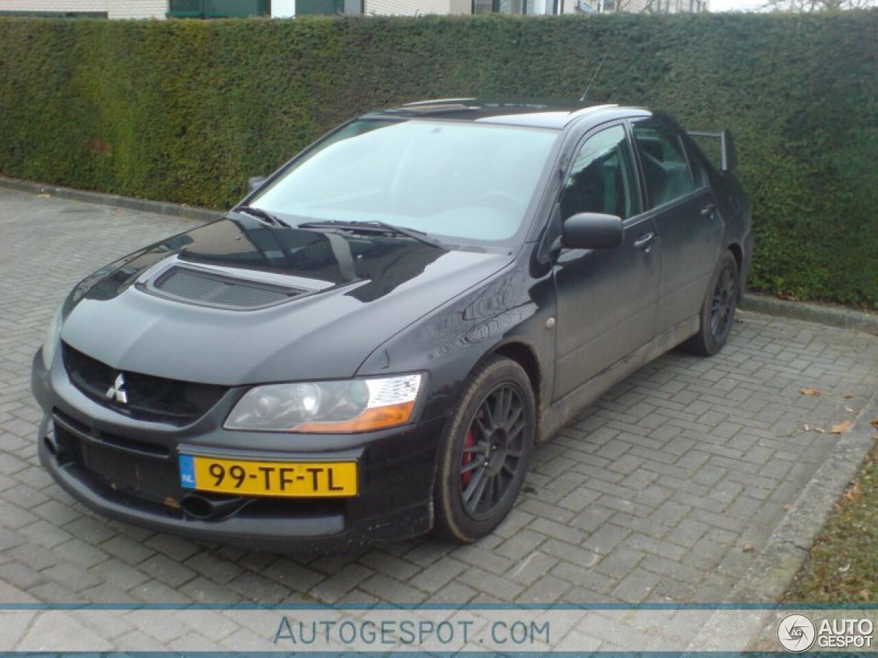 Mitsubishi Lancer Evolution IX