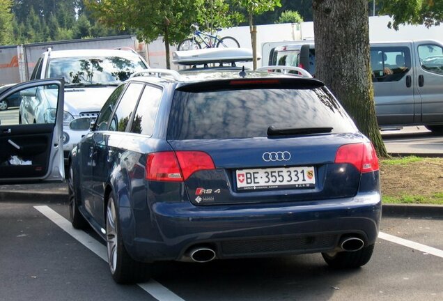 Audi RS4 Avant B7