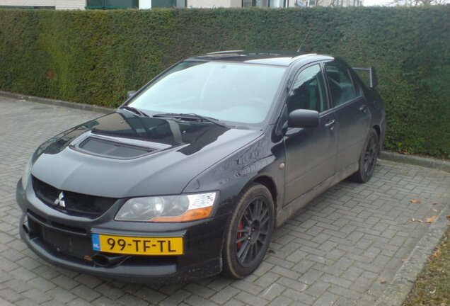 Mitsubishi Lancer Evolution IX