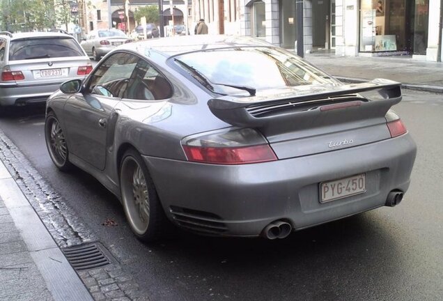 Porsche 996 Turbo