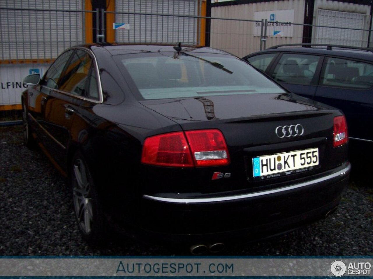 Audi S8 D3